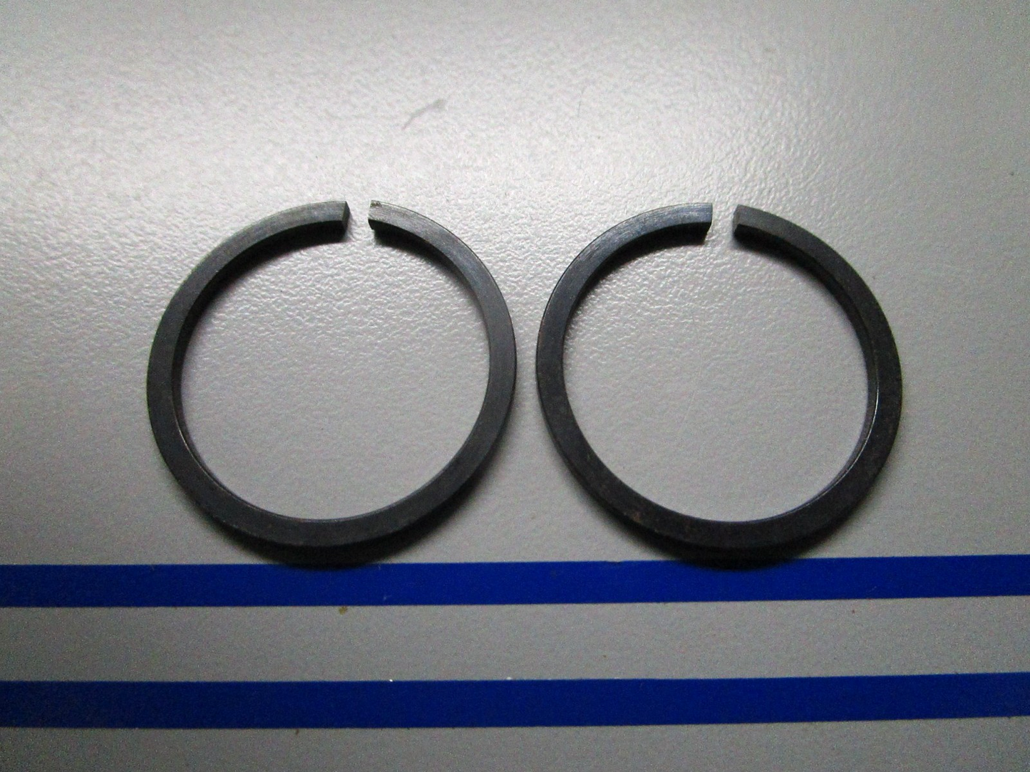 *NEW OEM* (LOT OF 2) 0810 Yamaha Circlip 93440-25020