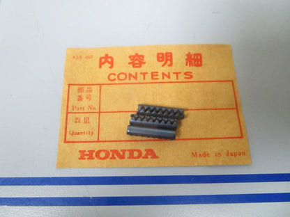 *NEW OEM* (LOT OF 3) 0770 Honda Spring Pin 94305-40182