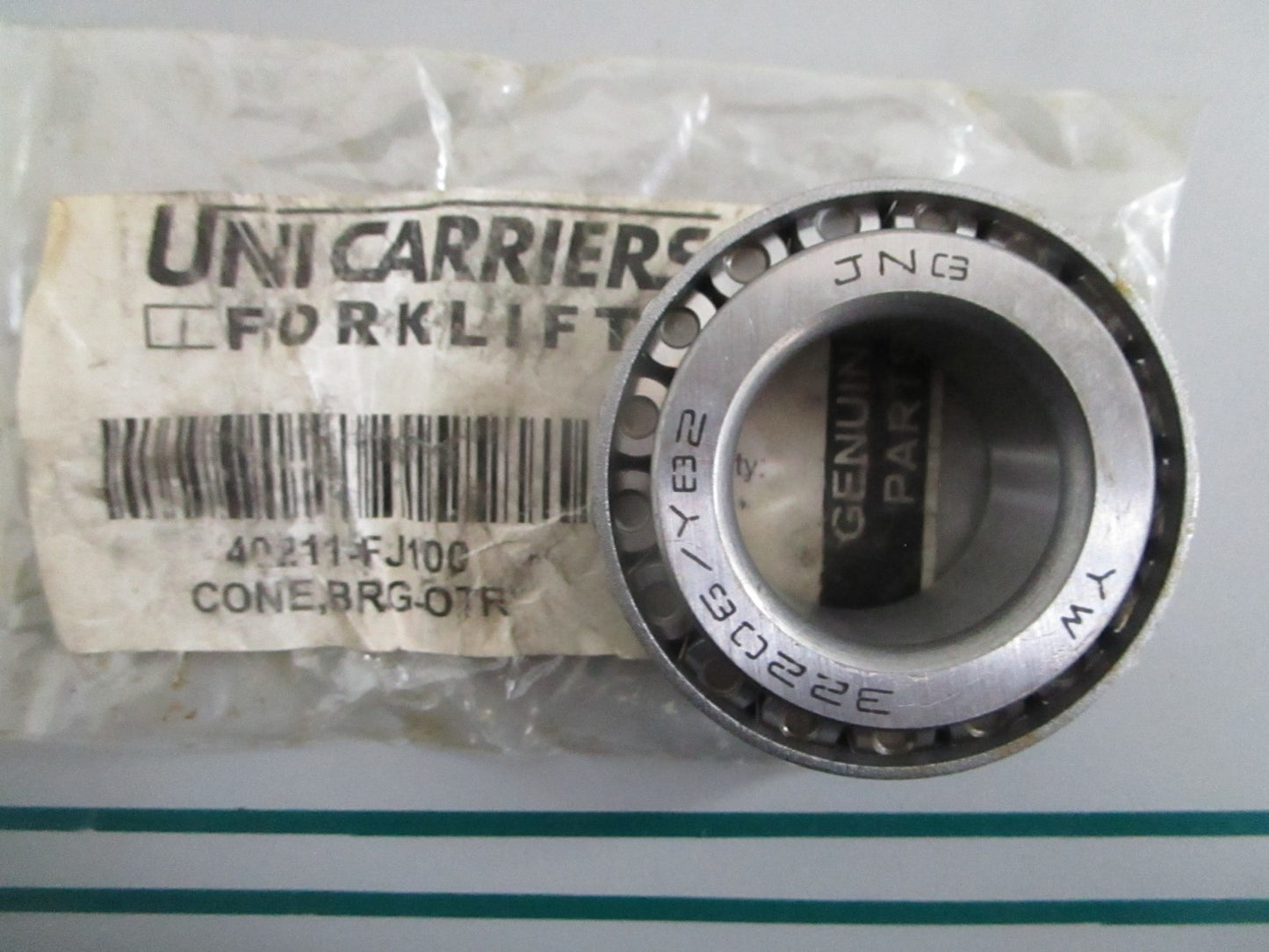 NEW OEM 40210-FJ100 UniCarriers Tapered Roller Bearing 0820