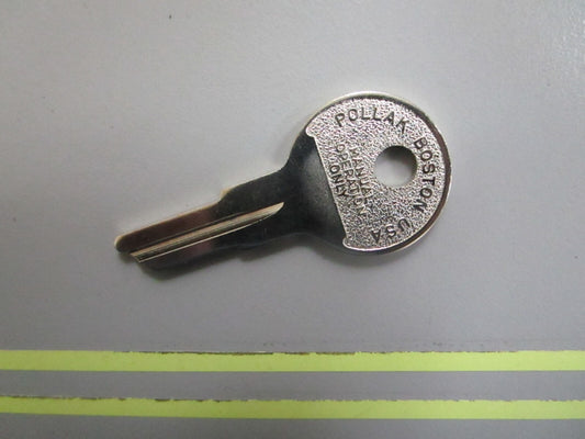 *NEW OEM* 0810 OMC Johnson Evinrude Blank Key 322693 0322693