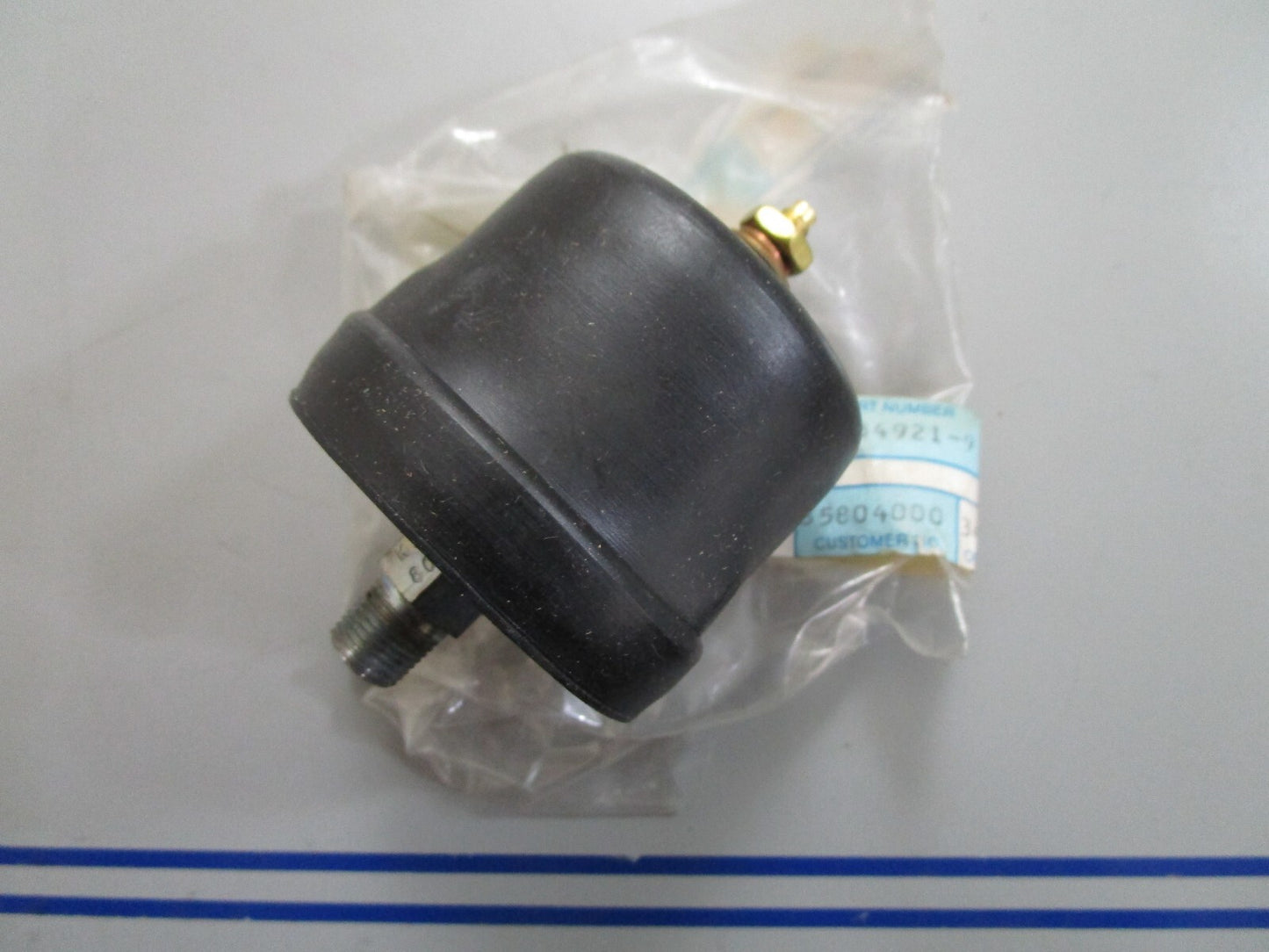 *NEW OEM* 0820 Volvo Penta Oil Pressure Sender 834921