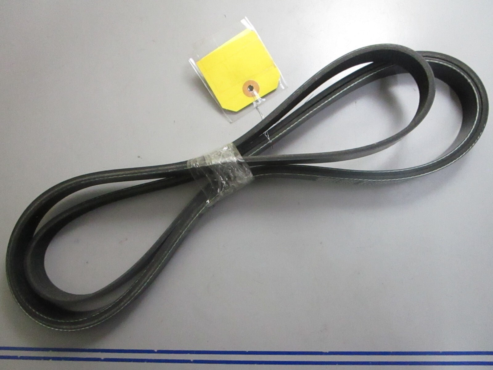 *NEW OEM* 0820 Mercury Quicksilver Serpentine Belt 57-879288Q20 8M2009118