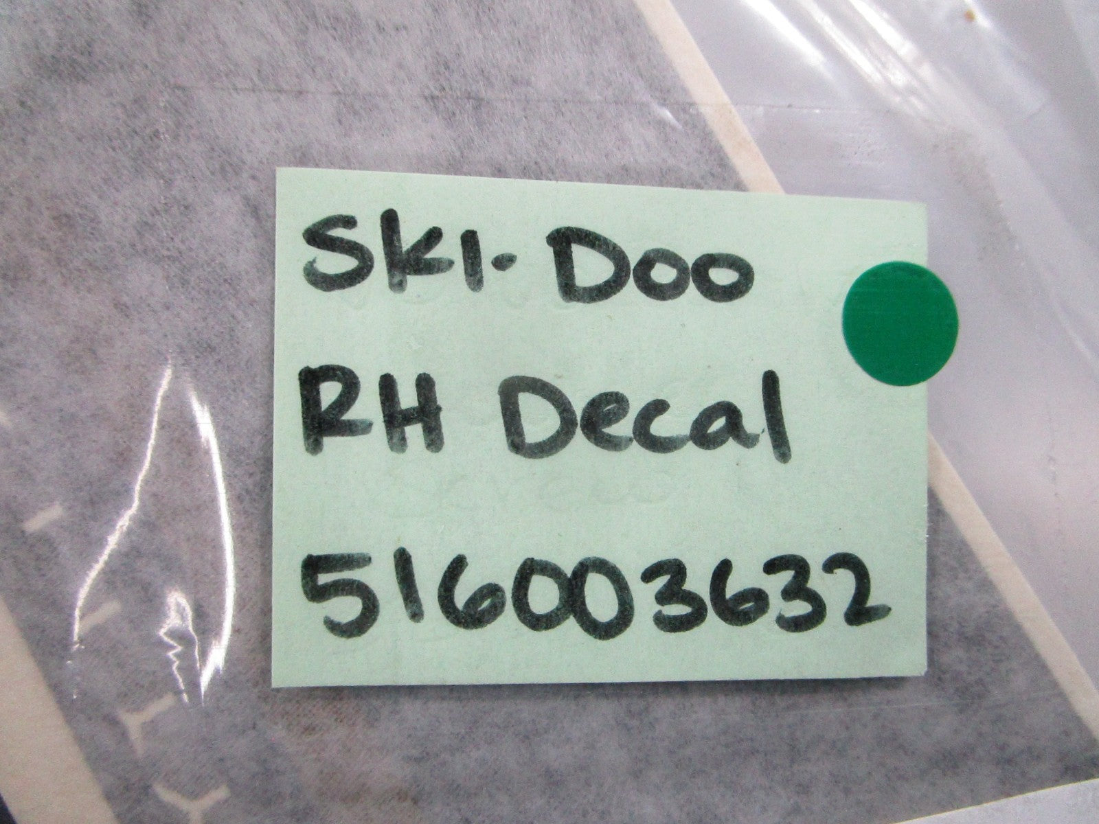 NEW 516003632 Ski-Doo RH Decal 0810