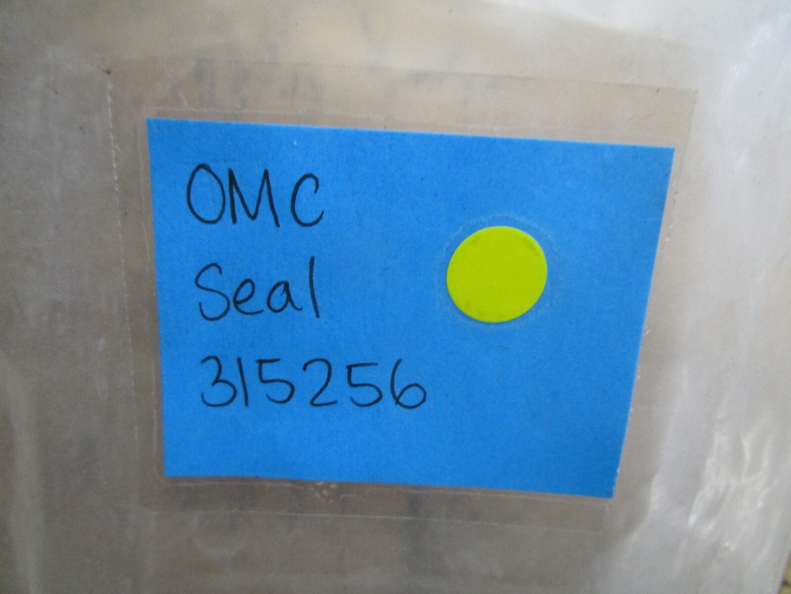 *NEW OEM* 0810 OMC Johnson Evinrude Seal 315256 0315256