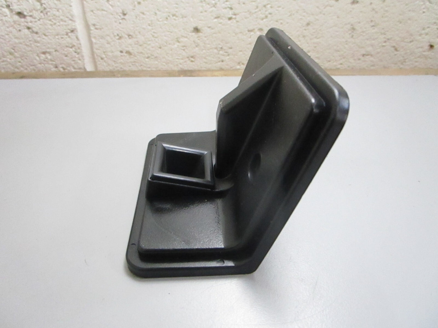 *NEW OEM* 0820 Mercury Quicksilver Handle Support Ay FA681630T