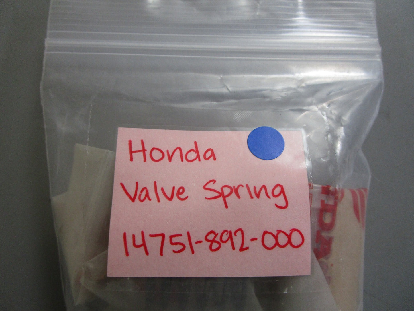 *NEW OEM* 0810 Honda Valve Spring 14751-892-000