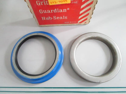 NEW OEM 372-7099 Stemco Wheel Seals Set 0820