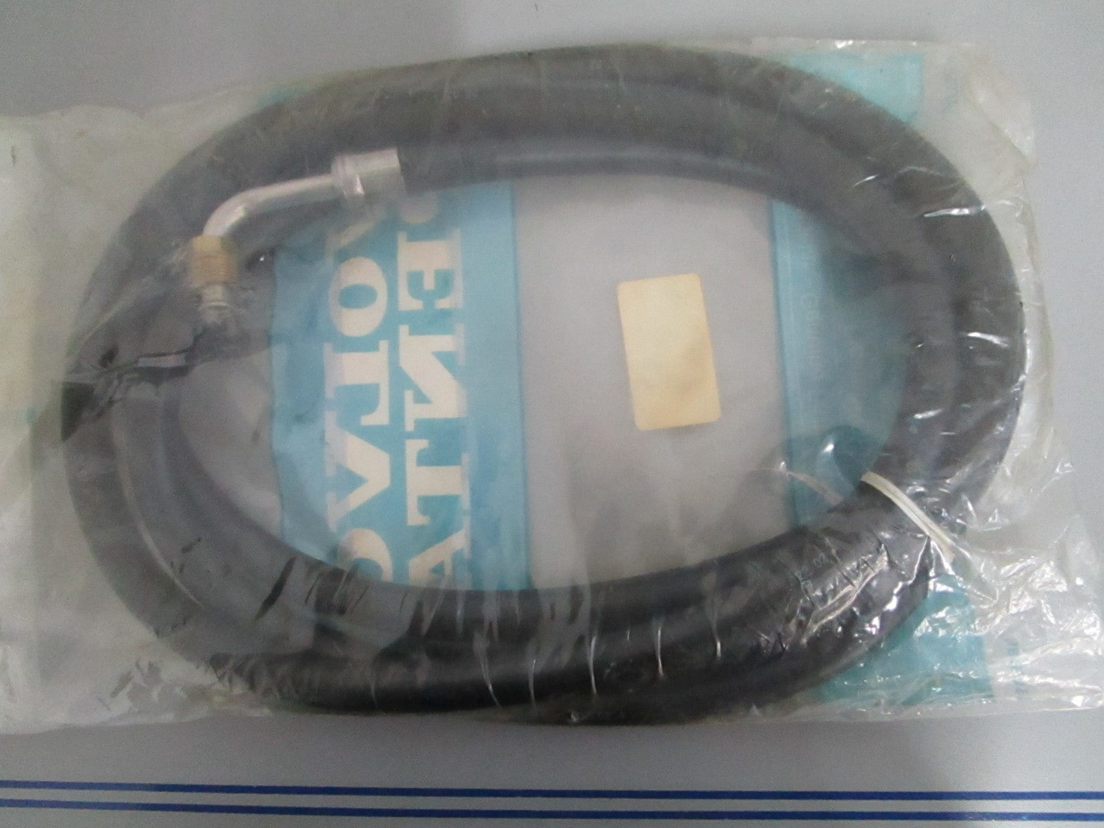 *NEW OEM* 0820 Volvo Penta Hose 3860830