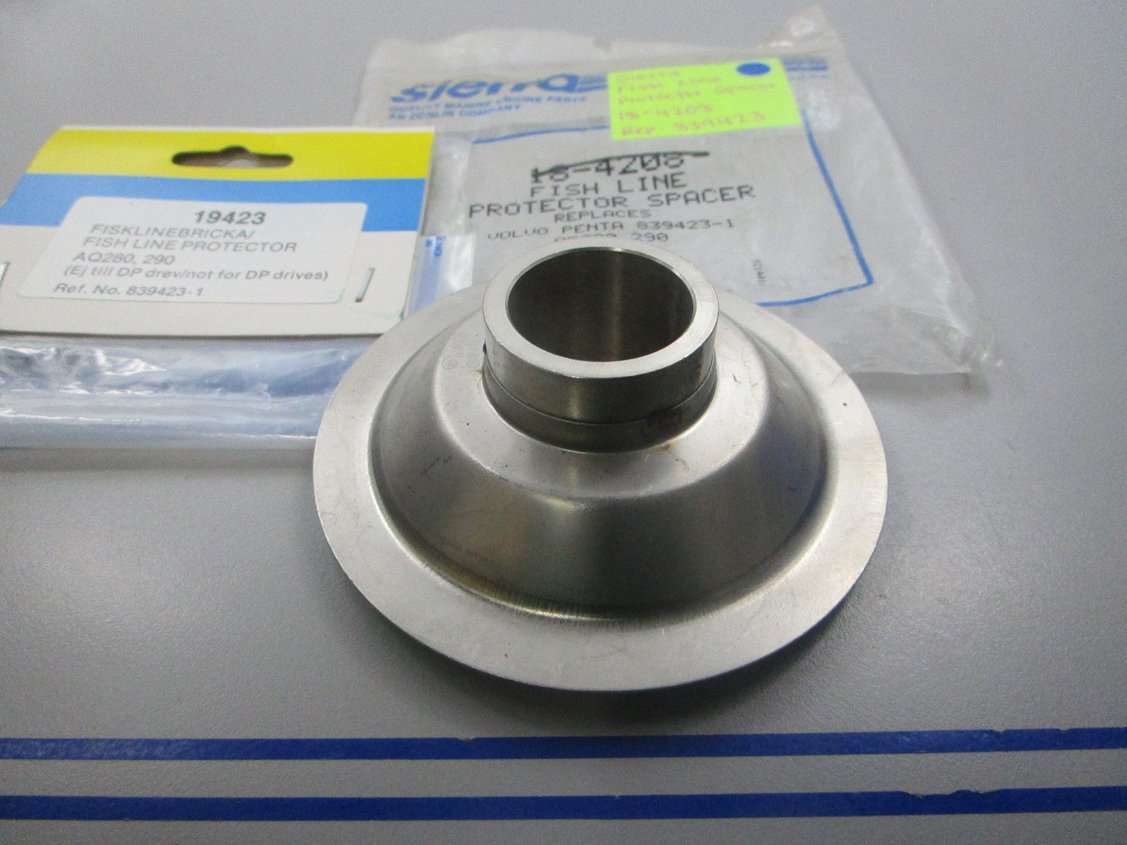 NEW 18-4208 Replaces: 839423 Sierra Fish Line Protector Spacer 0810