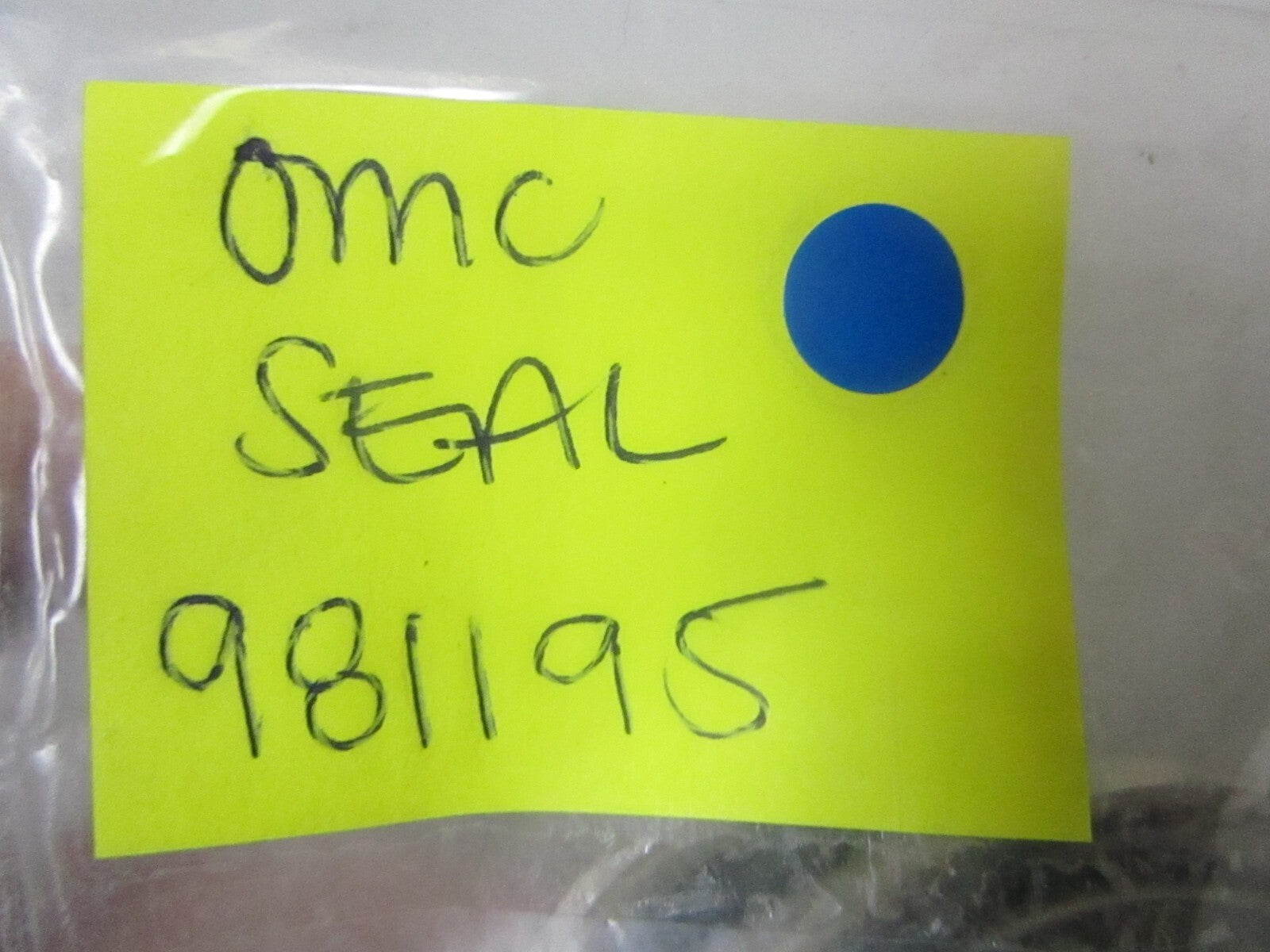 *NEW OEM* 0720 OMC Johnson Evinrude Seal 981195 0981195