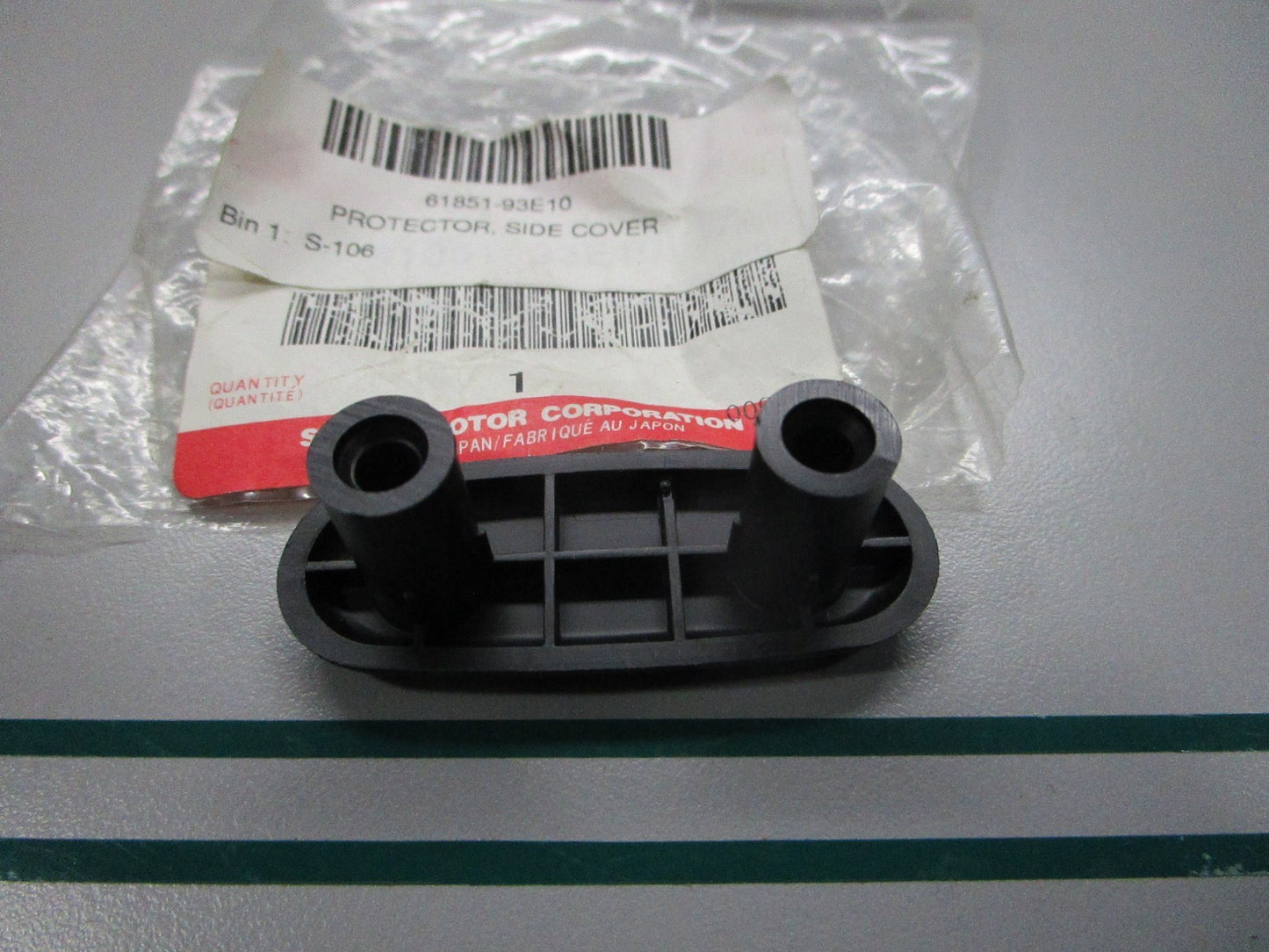 NEW OEM 61851-93E10 Suzuki Side Cover Protector 0810