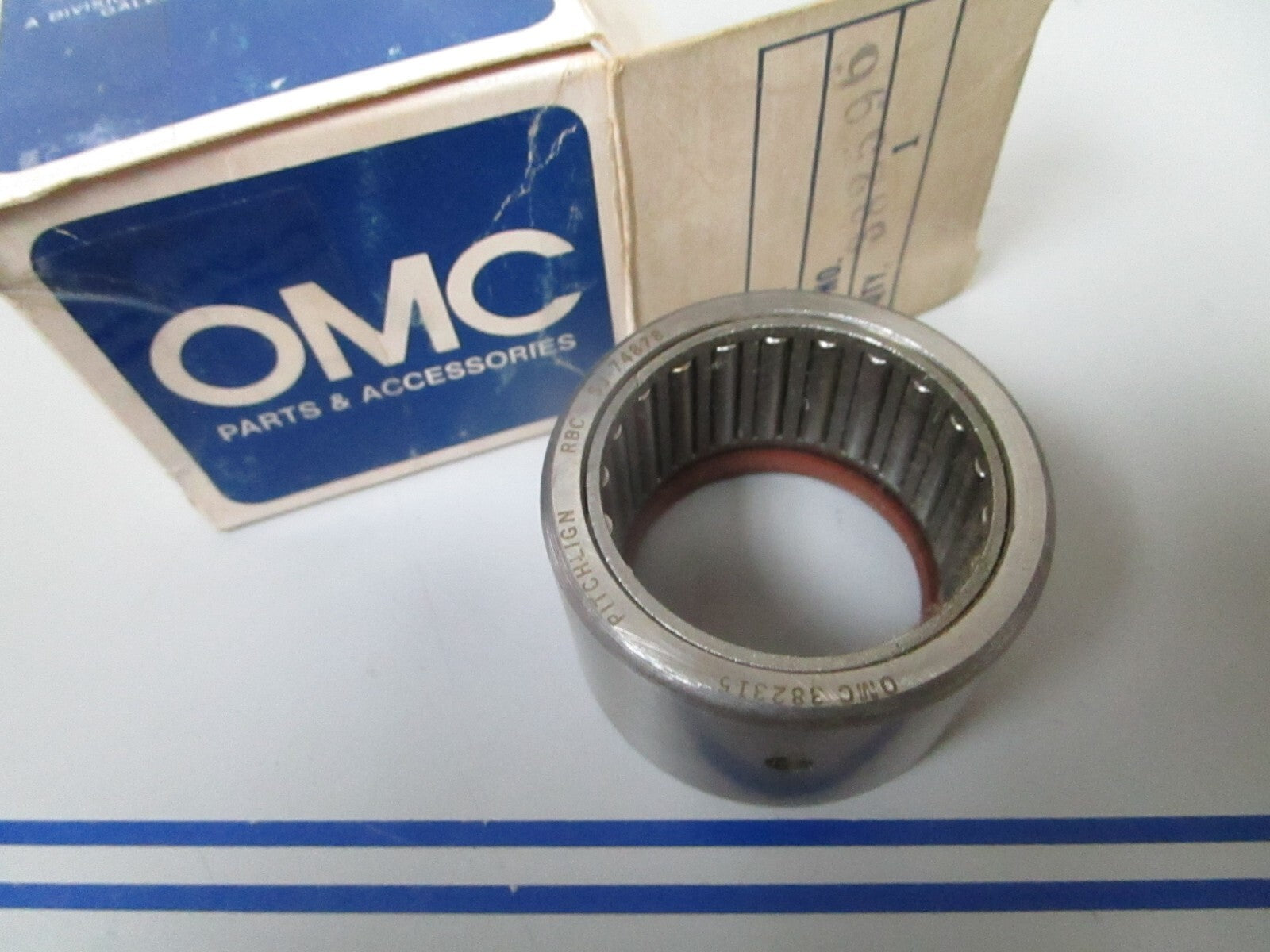 *NEW OEM* 0810 OMC Johnson Evinrude Bearing 382596 0382596