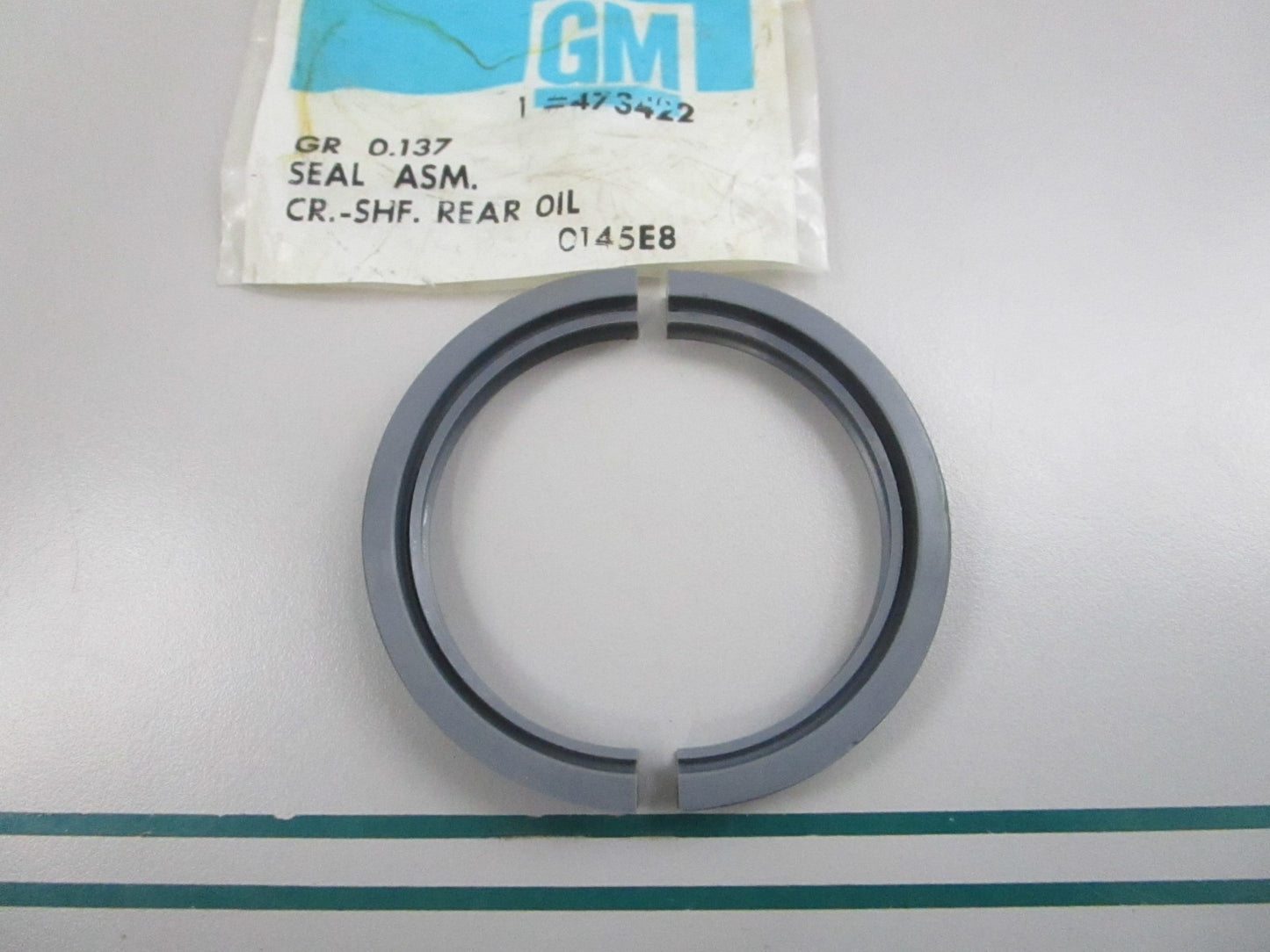 NEW OEM 473422 GM Seal Assembly 0810