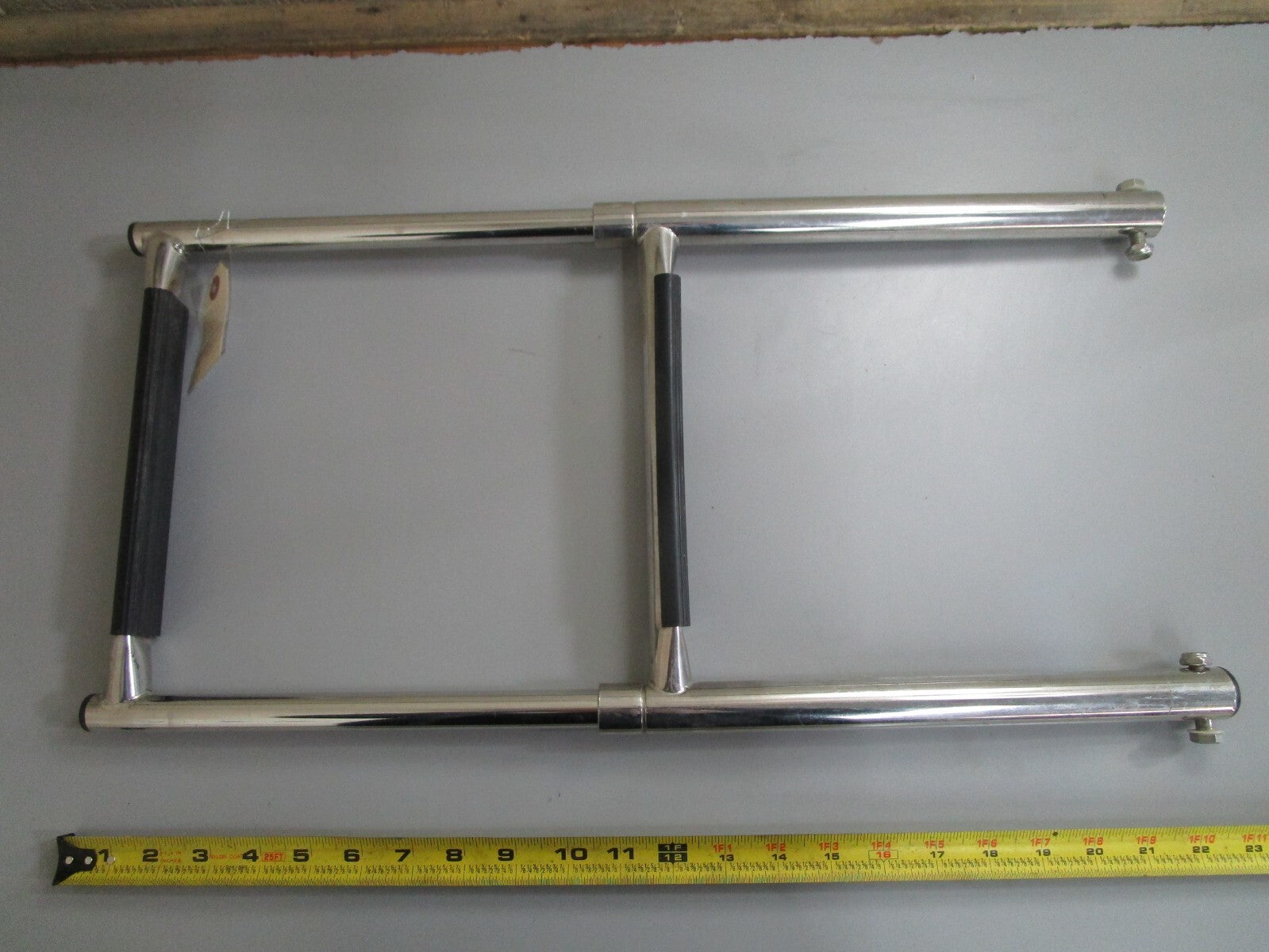 *NEW* 0820 Windline 11in. × 23in. 2-Step Telescoping Ladder