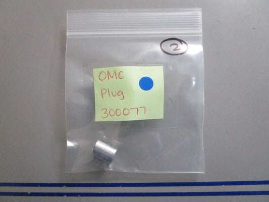 *NEW OEM* 0810 OMC Johnson Evinrude Plug 300077 0300077