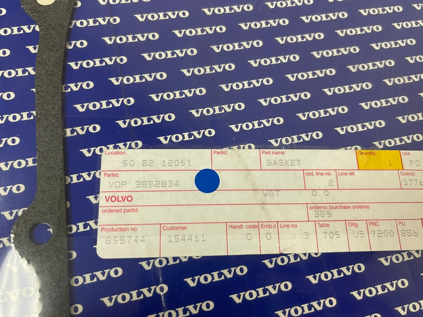 *NEW OEM* 0810 Volvo Penta Gasket 3852834