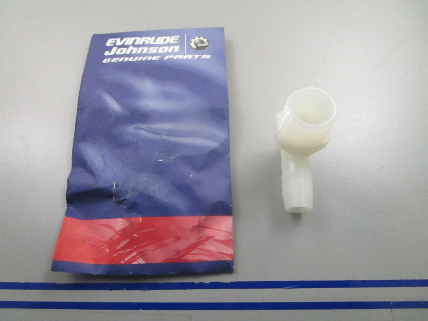 *NEW OEM* 0810 OMC Johnson Evinrude 90 Degree Nipple 360794 0360794