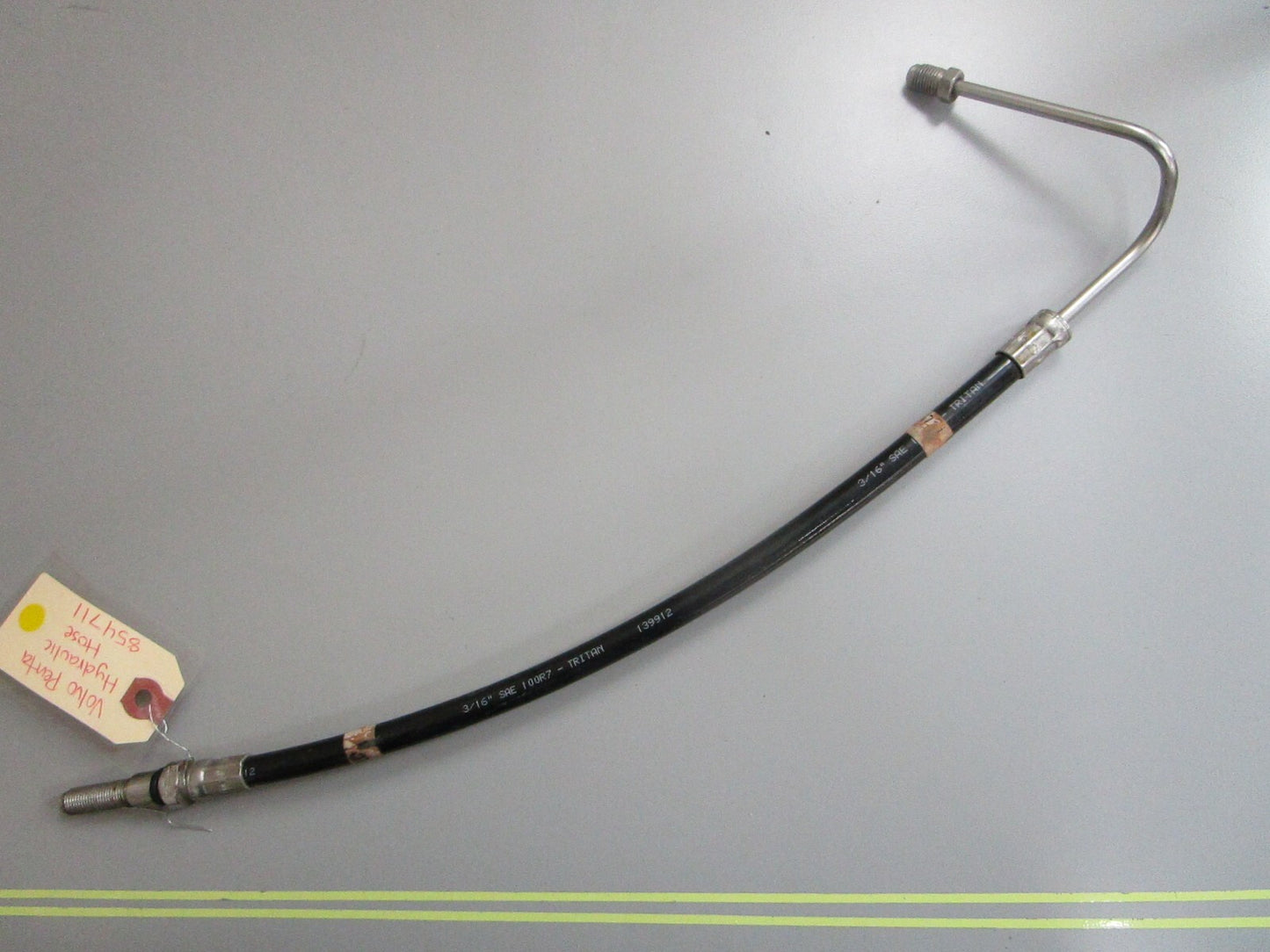 *NEW OEM* 0820 Volvo Penta Hydraulic Hose 854711