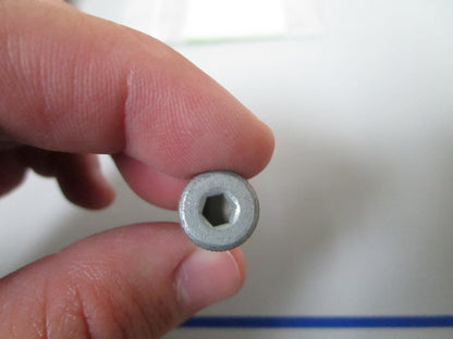 *NEW OEM* 0810 Mercury Quicksilver Screw 10-F2424