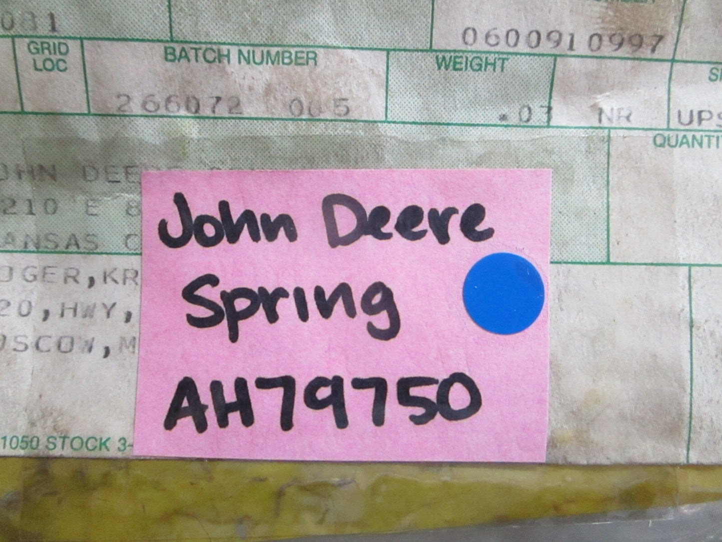 *NEW OEM* 0810 John Deere Spring AH79750