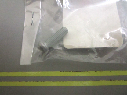 *NEW OEM* 0750 Yamaha PAN HEAD SCREW 97885-05016-00