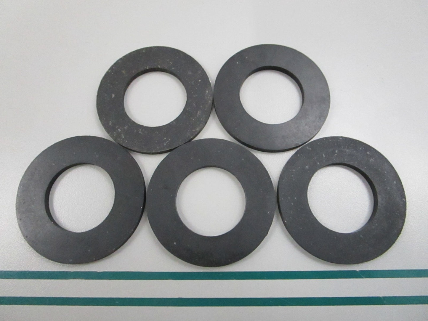 NEW (LOT OF 5) 570134800 Ski-Doo Seal 0810