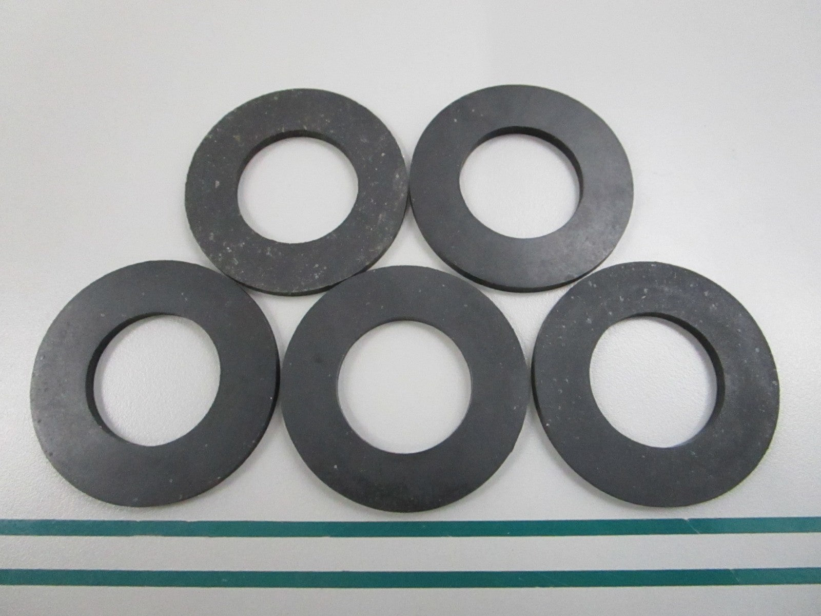 NEW (LOT OF 5) 570134800 Ski-Doo Seal 0810