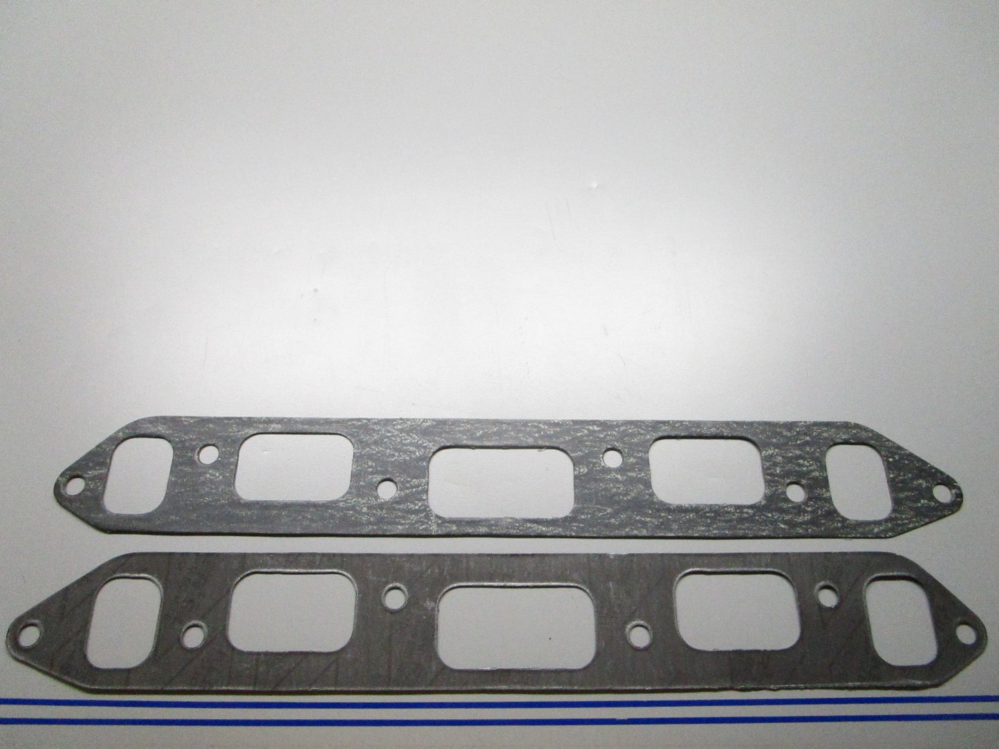 *NEW OEM* (LOT OF 2) 0810 OMC Johnson Evinrude Manifold Gasket 311068 0311068