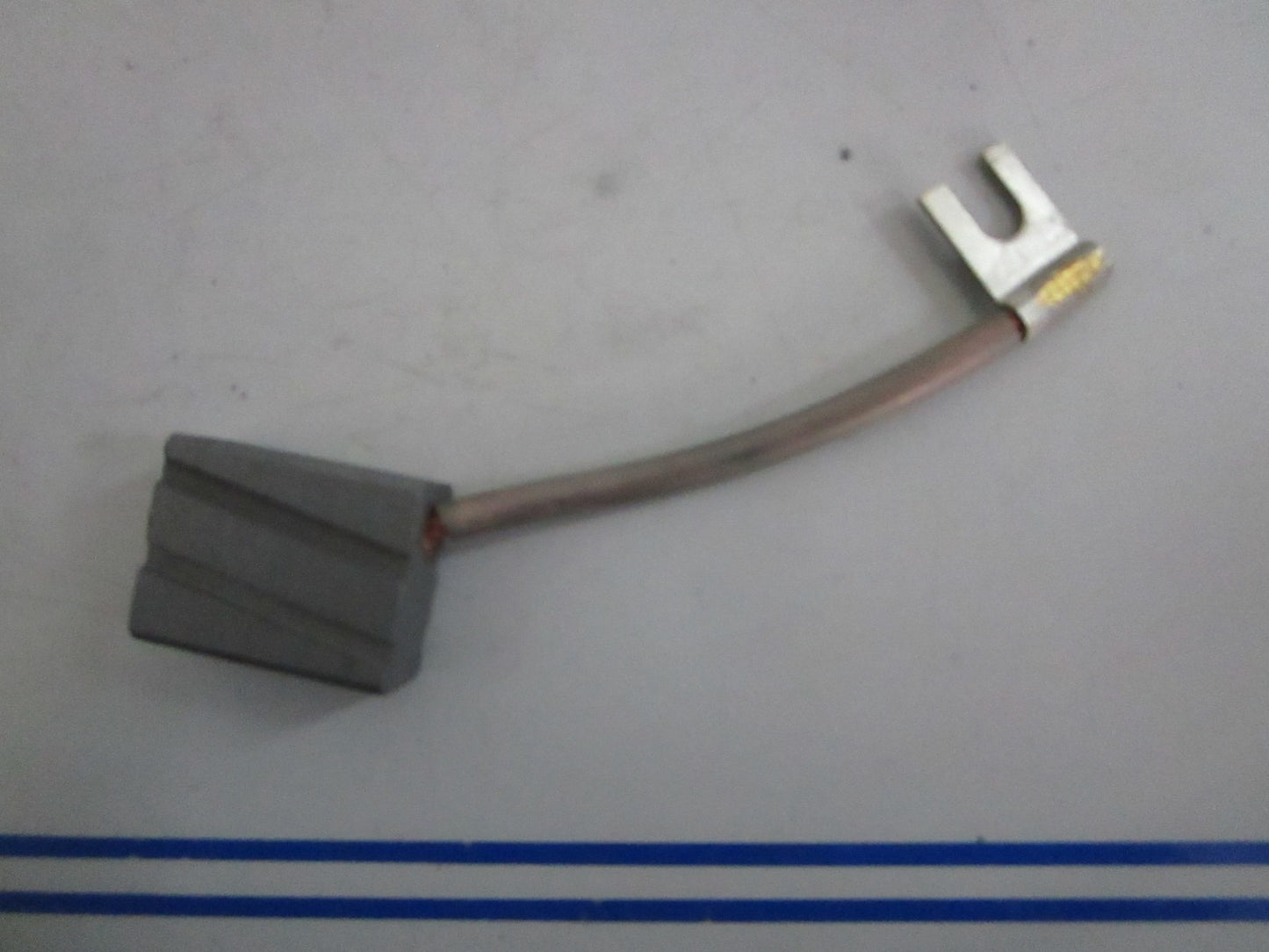 NEW OEM 0009718101 Linde Brush 0820