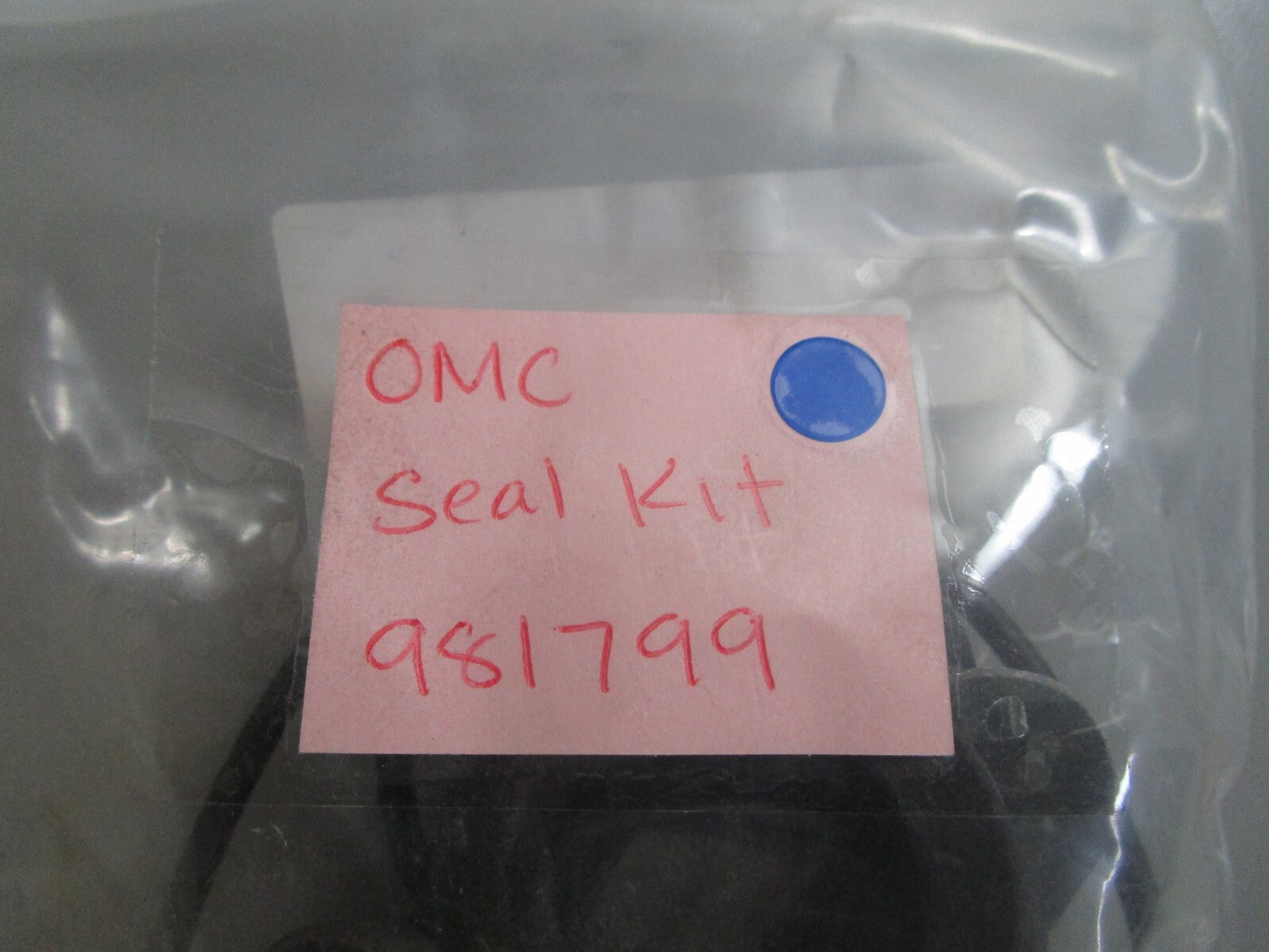 *NEW OEM* 0810 OMC Johnson Evinrude Seal Kit 981799 0981799