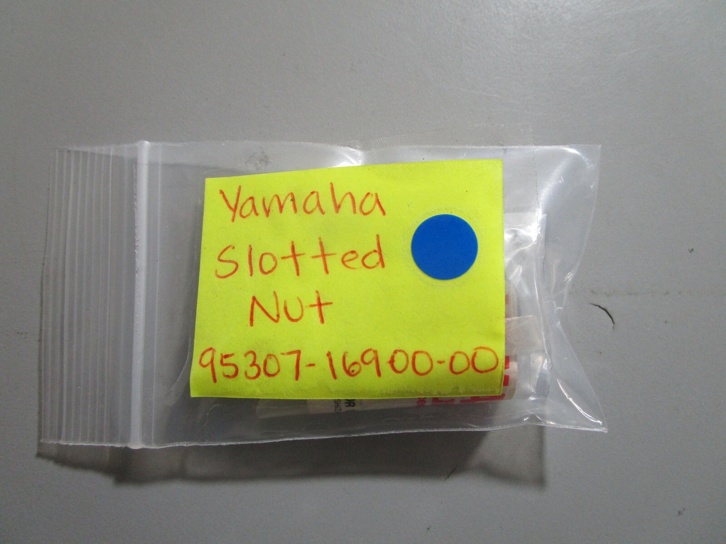 *NEW OEM* 0810 Yamaha Slotted Nut 95307-16900-00
