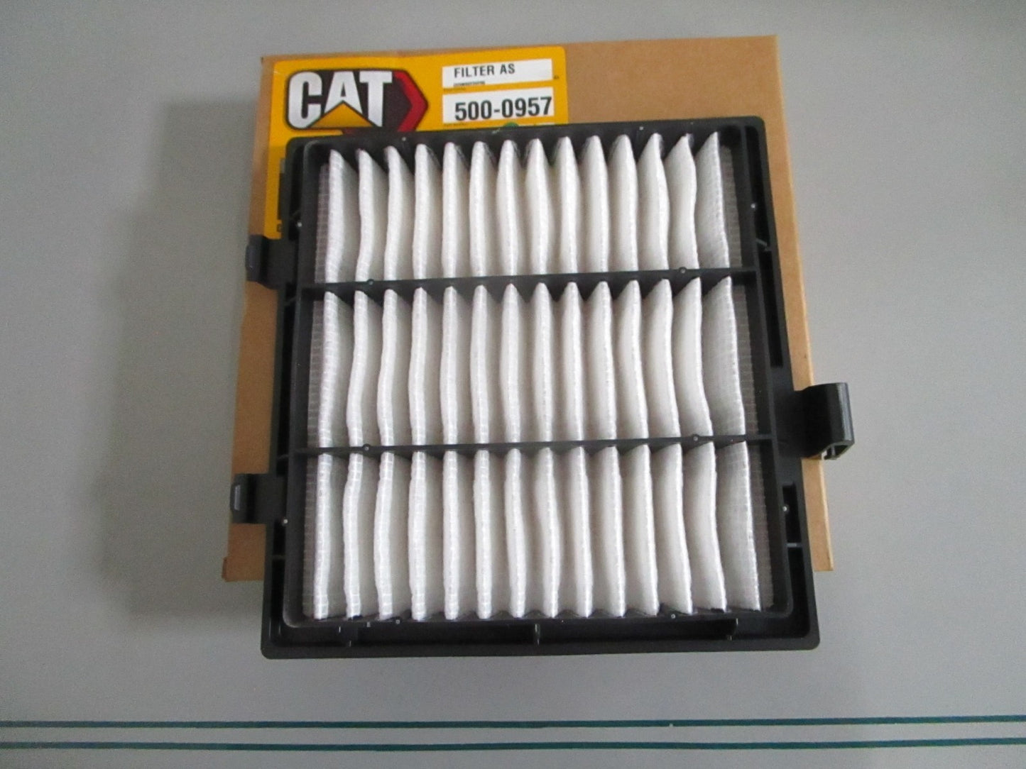 CAT NEW OEM Standard Cabin Air Filter 500-0957 Excavator 312 313 320 330 0820