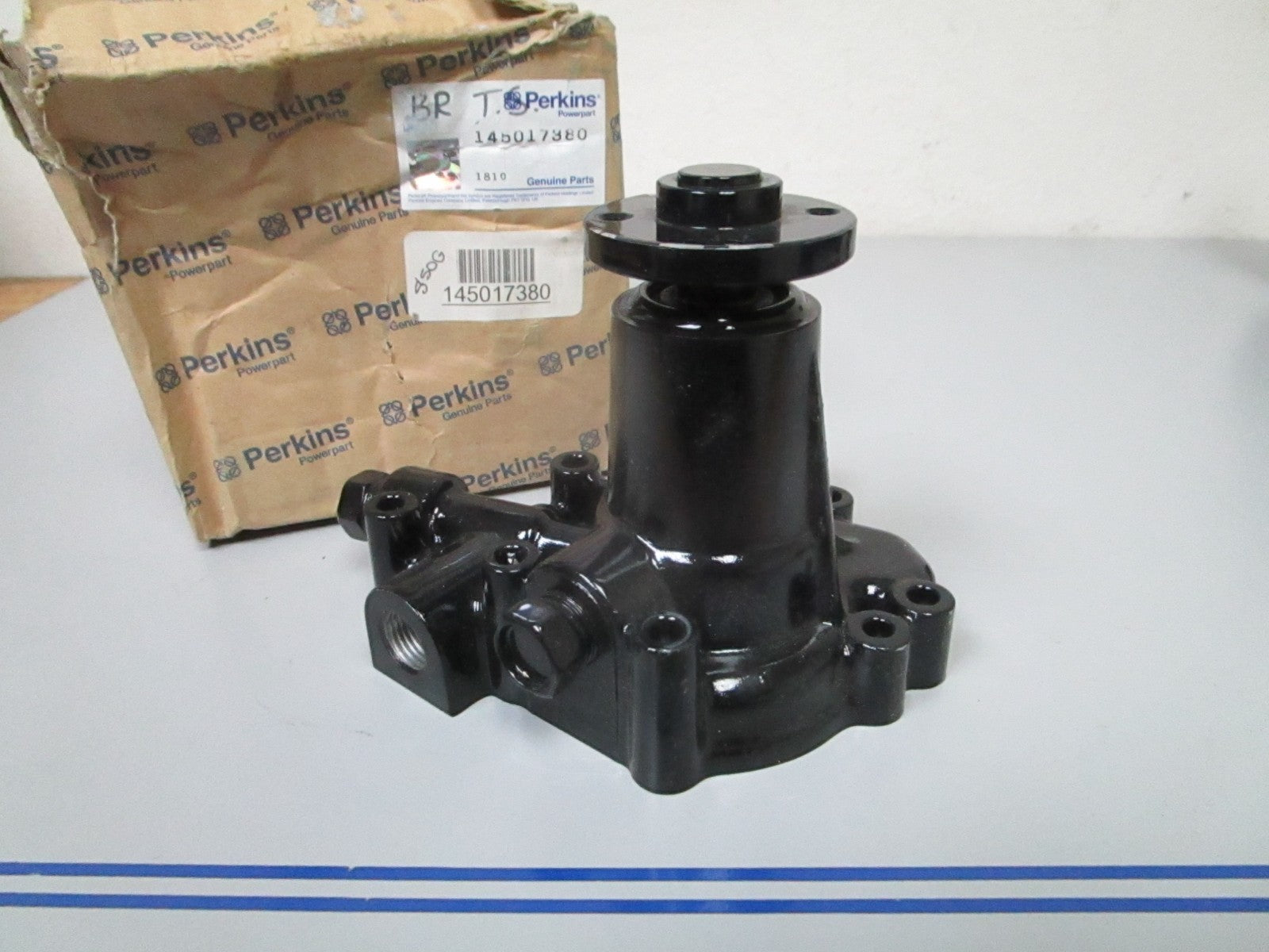 *NEW OEM* 0720 Perkins Water Pump 145017380