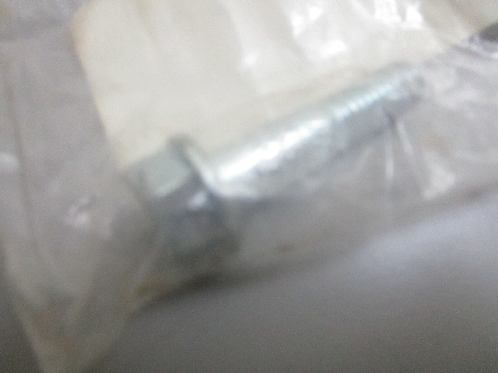 *NEW OEM* 0810 Volvo Penta Screw 3854871