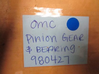 NEW OEM  980427 0982427 OMC Johnson Evinrude Pinion Gear & Bearing 0720