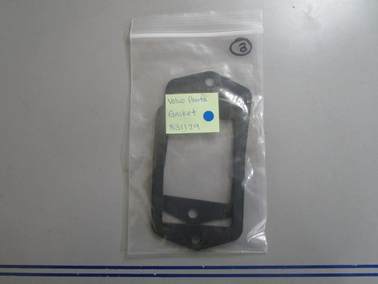 *NEW OEM* 0810 Volvo Penta Gasket 831129