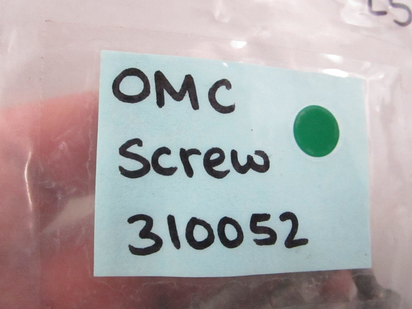 NEW OEM (LOT OF 5) 310052 0310052 OMC Johnson Evinrude Screw 0810