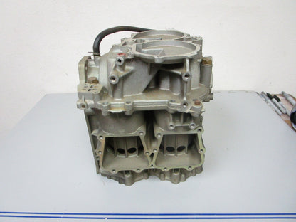 *NEW OEM* 0720 OMC Johnson Evinrude 83' 84' 85' 86' 40hp Cylinder Crankcase