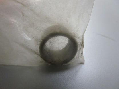 *NEW OEM* 0810 Volvo Penta Bushing 240602 0240602