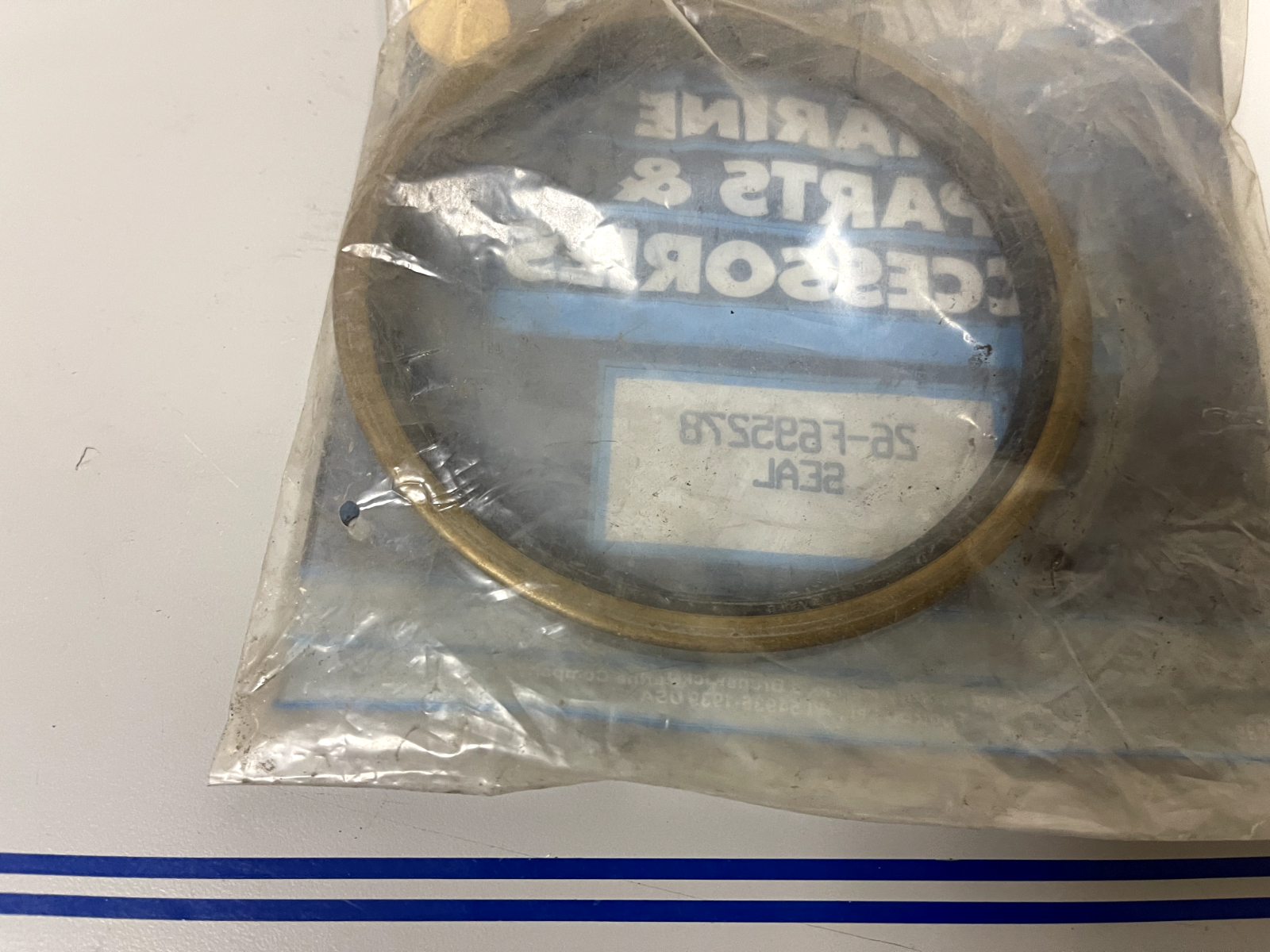 *NEW OEM* 0670 Mercury Quicksilver Seal 26-F695278 F695278