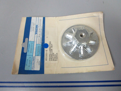 *NEW OEM* 0720 Volvo Penta Propeller Nut 852201-3