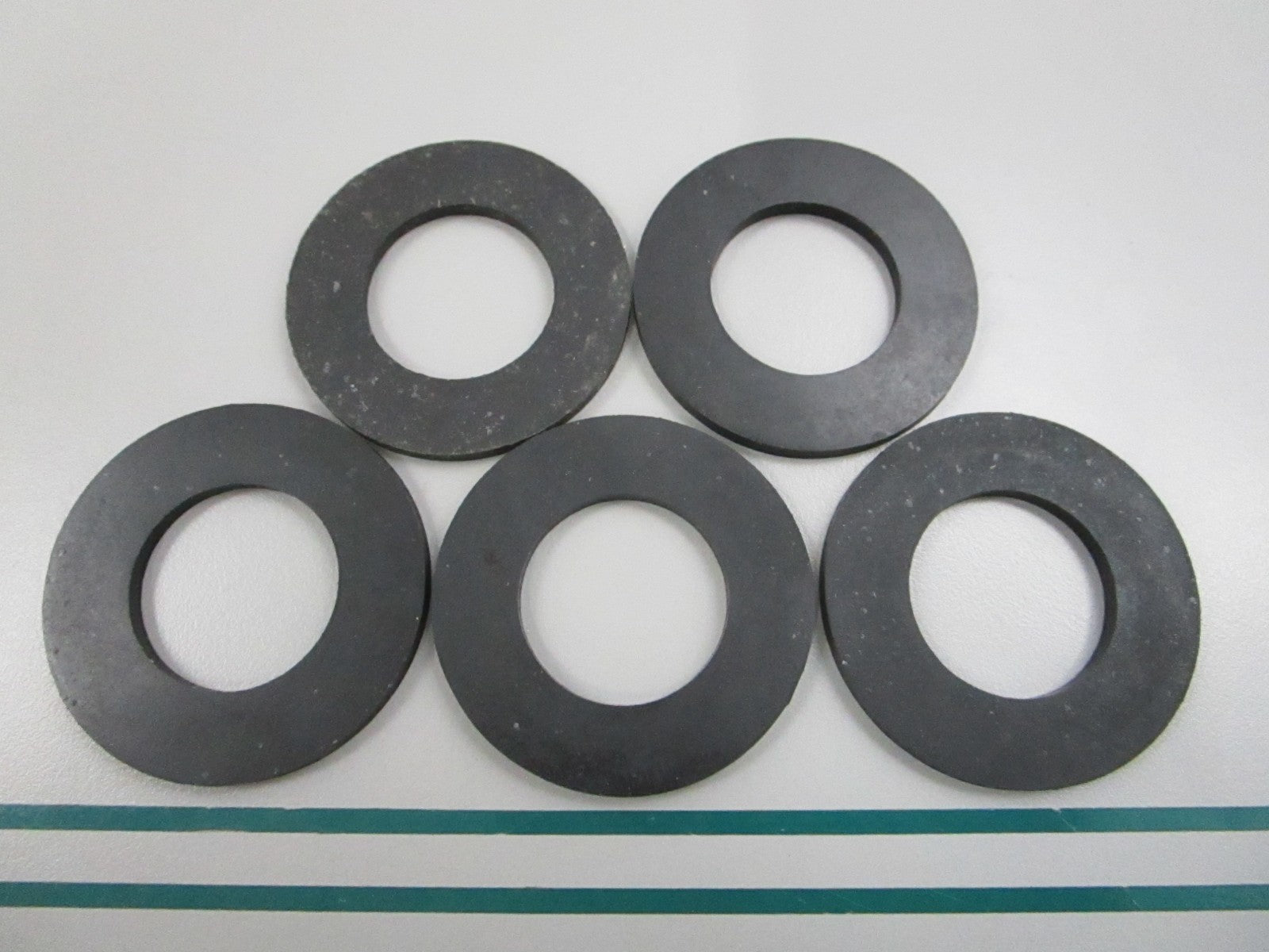 NEW (LOT OF 5) 570134800 Ski-Doo Seal 0810