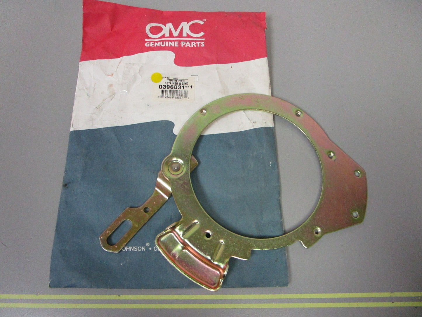*NEW OEM* 0810 OMC Johnson Evinrude Retainer & Link 396031 0396031