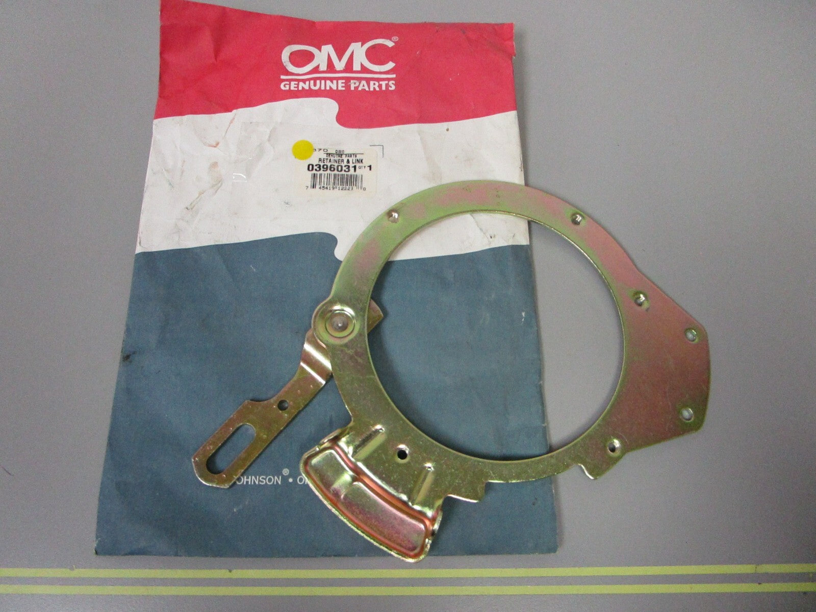 *NEW OEM* 0810 OMC Johnson Evinrude Retainer & Link 396031 0396031