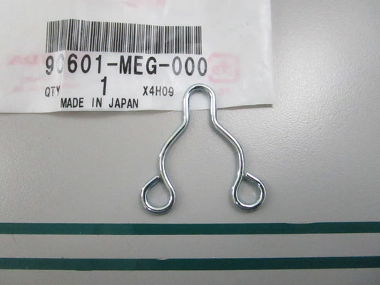 NEW OEM 90601-MEG-000 Honda Ring Clip 0810