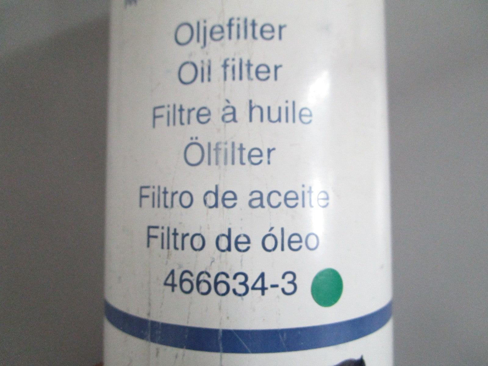 NEW OEM 466634 Volvo Penta Oil Filter 0820