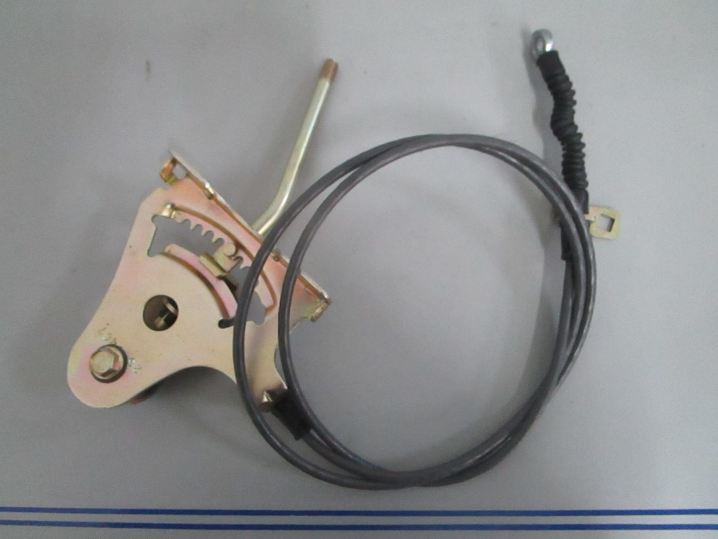 *NEW OEM* 0820 Husqvarna Deflector Control Assy 587030801