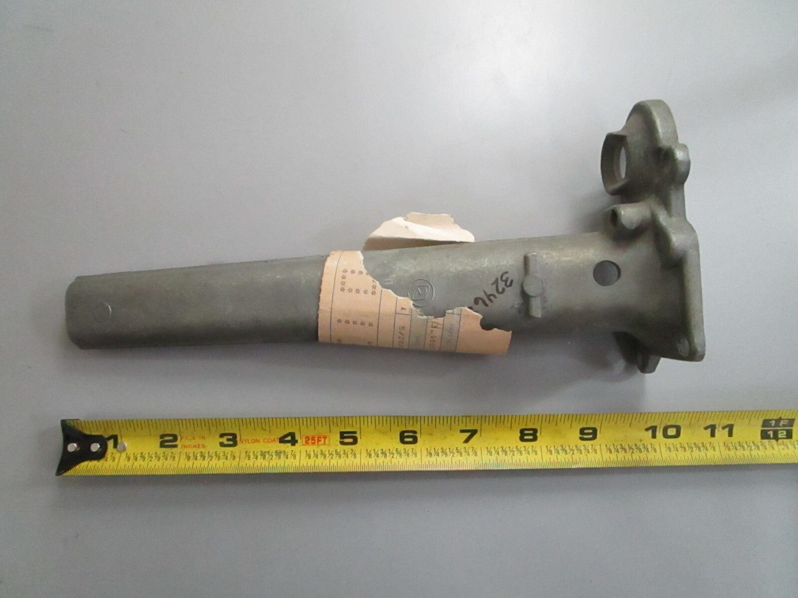 *NEW OEM* 0820 OMC Johnson Evinrude Exhaust Tube 324605 0324605