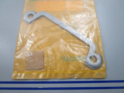 NEW OEM CAT 156-0235 Lock 0810