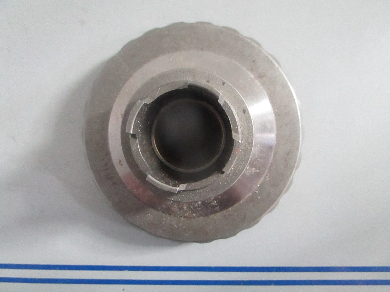 NEW OEM 323481 0323481 OMC Johnson Evinrude 26T Gear 0820